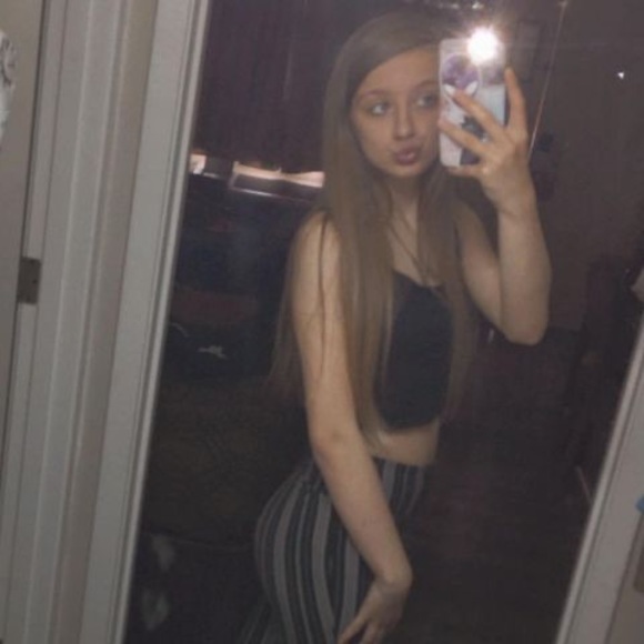 Meet your Posher, Divinity - Picture 1 of 1